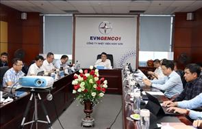 Đoàn công tác Lãnh đạo Tập đoàn Điện lực Việt Nam làm việc với Công ty Nhiệt điện Nghi Sơn.